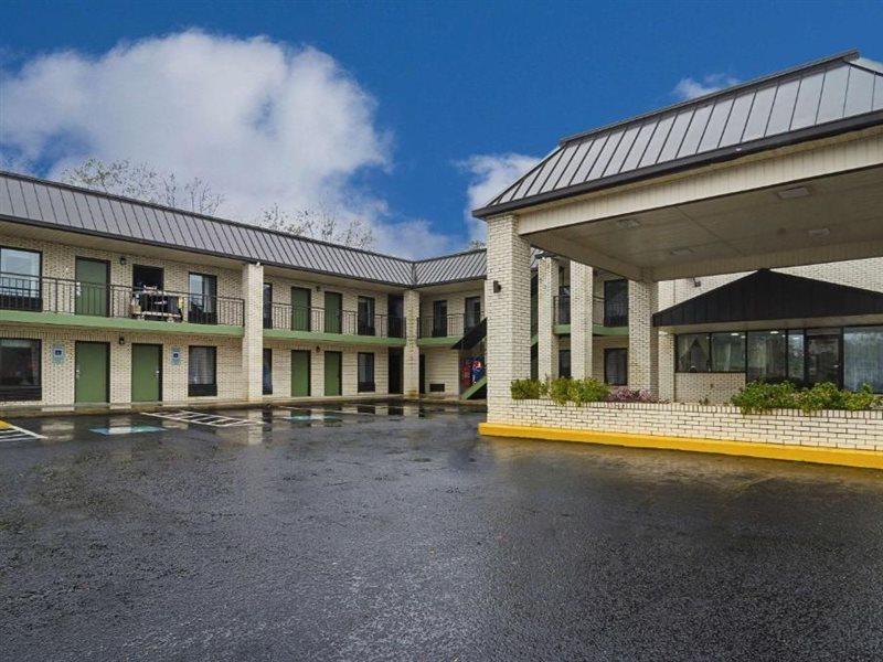 Quality Inn Raeford Exterior foto